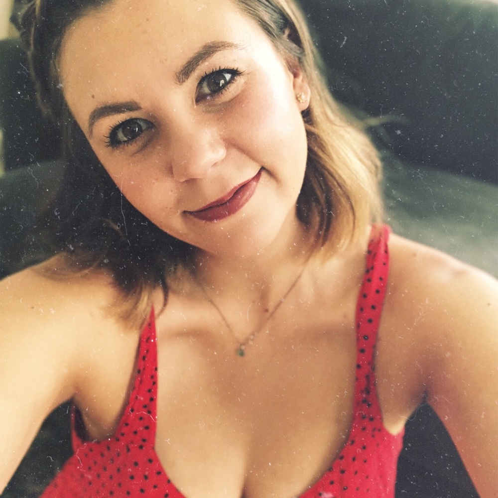 Hi! :) - Picture 2 of 3